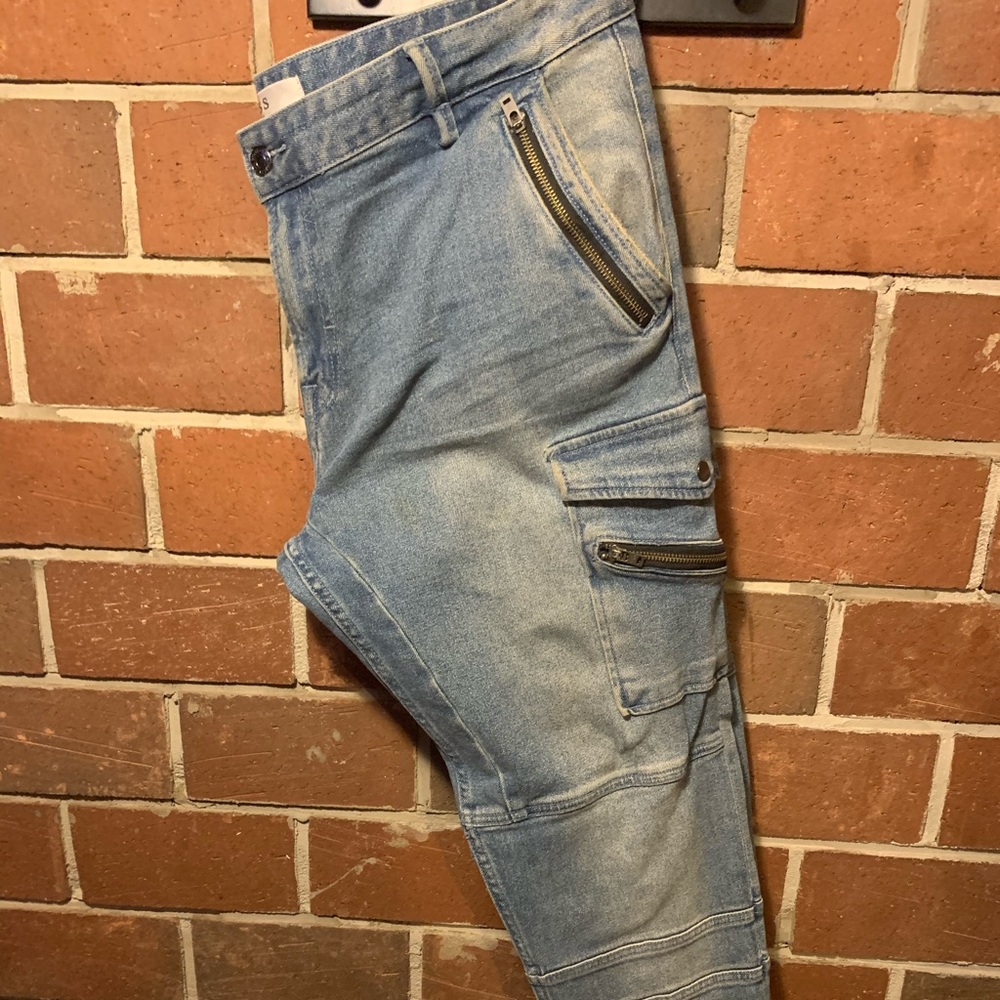 Slim fit guess jeans! Perfect condition sz 38